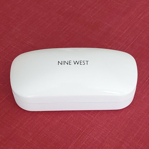 Nine West White Hinged Hard Clamshell Sunglass Case - Picture 1 of 12